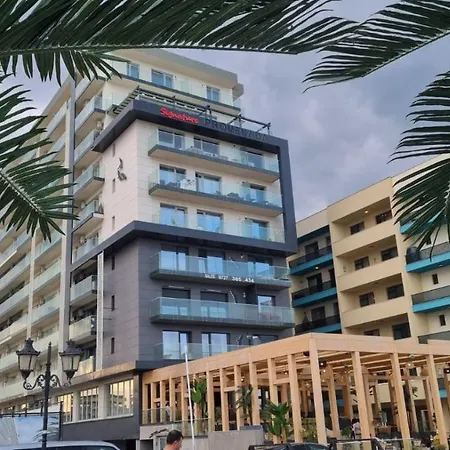 N&a Promenada Apartment Navodari