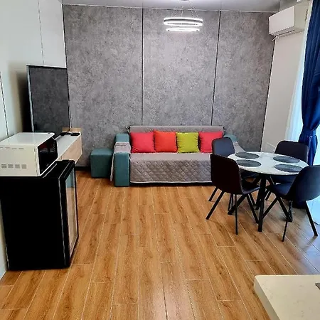 Apartment N&a Promenada